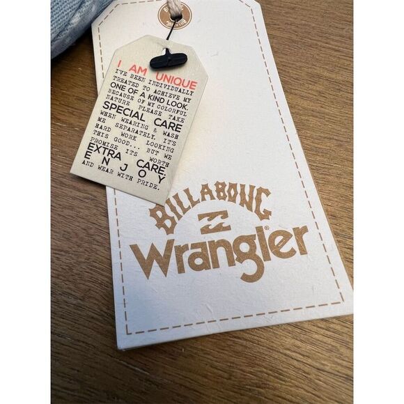 Billabong x Wrangler Women's Floral Crop Tank Top Blue Size L NWT​ - Picture 4 of 8